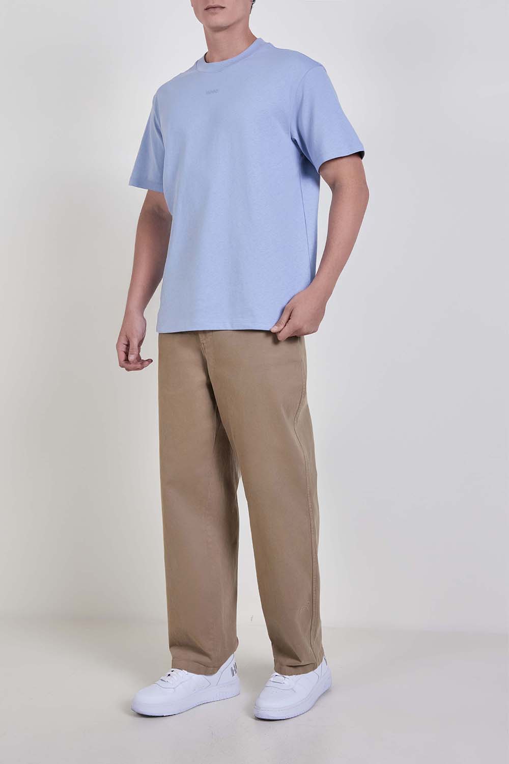 חולצת טי בגזרה משוחררת